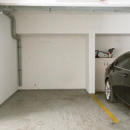 Apartment Pjero Макарська Екстер'єр фото